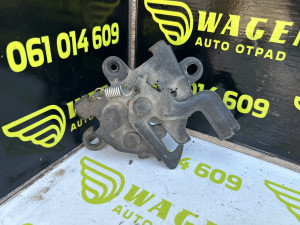 Brava bravica haube Toyota Yaris 2008 (fotografija 2)