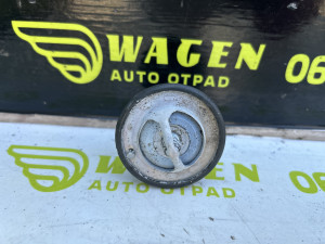 Termostat Toyota Yaris 2008 (fotografija 2)