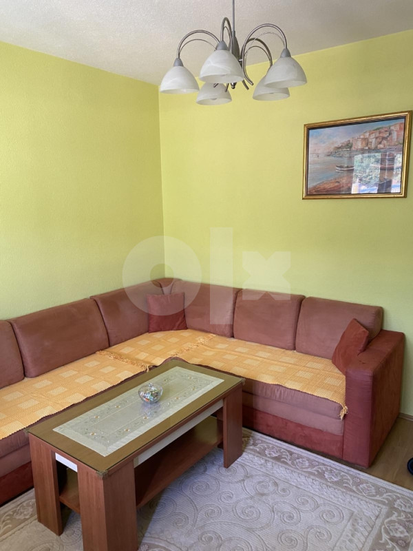 Iznajmljujem studio apartman-stan 4