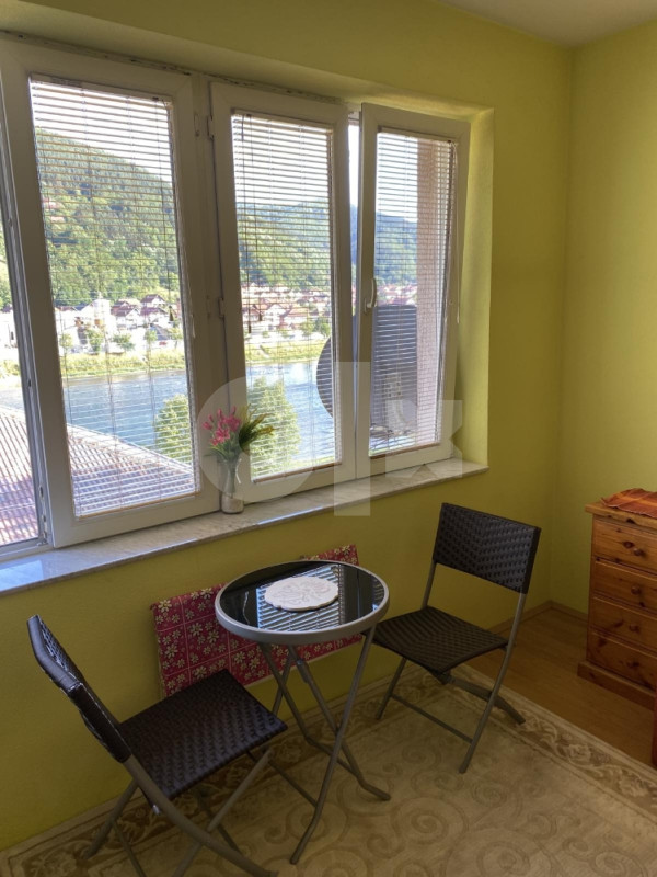 Iznajmljujem studio apartman-stan 6