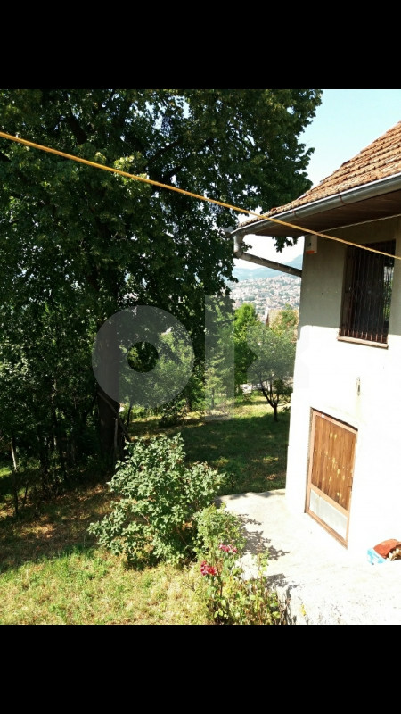 Kuća sa zemljištem Sarajevo - Stari Grad