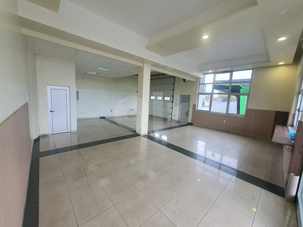 Poslovni prostor Živinice 100m2 uz magistralni put 2