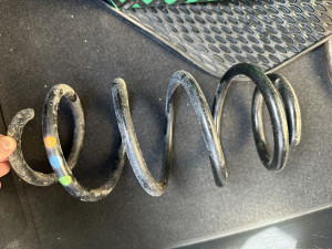 OPRUGA OPRUGE AMORTIZERA PASSAT B7 7 DIJELOVI