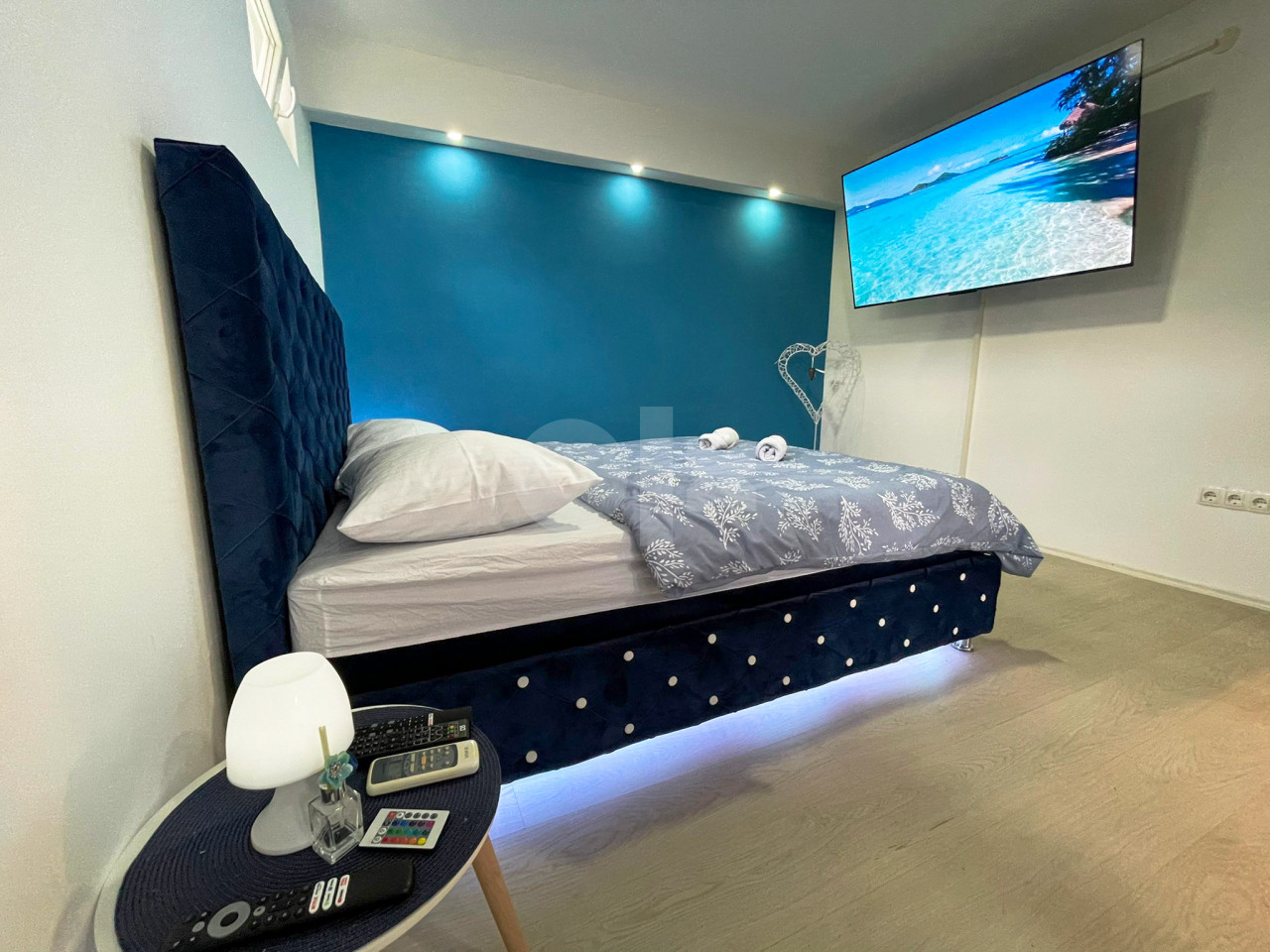 Stan na dan Mostar Self check in 063 837 616 NOVA GODINA ZAUZETA