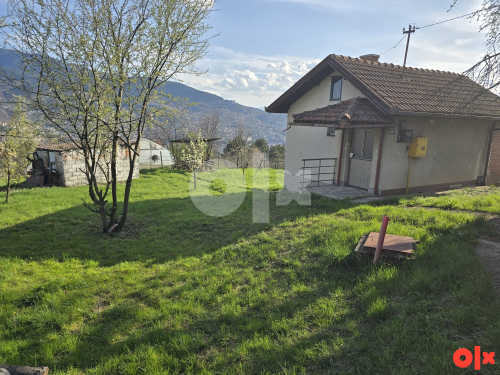 POGLED * SVI PRIKLJUČCI * 608 m2 Sedrenik STARI GRAD 5