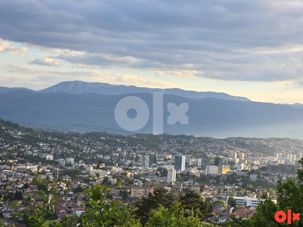 POGLED * SVI PRIKLJUČCI * 608 m2 Sedrenik STARI GRAD 2