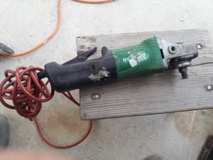 Hitachi brusilica 1200w