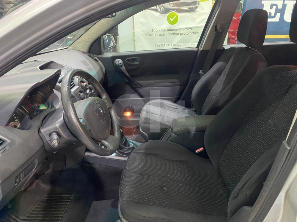 RENAULT MEGANE 1.9 DCI, 2005 GODINA, KLIMA, MAGLENKE