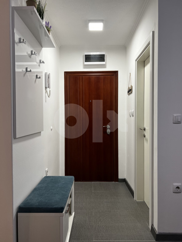 Stan na dan Banja Luka Centar 066/780-172 4