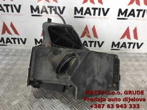 Kućište filtera zraka Audi Q5 8R 2,0 TDI 8K0133837BF