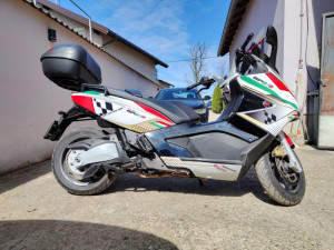 Gilera GP 800 2010 god. Može zamjena.