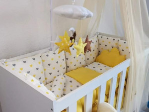 Baby posteljina i ogradica