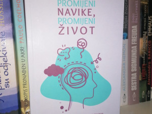 Knjiga Novo Promijeni navike promijeni život Tom Corley