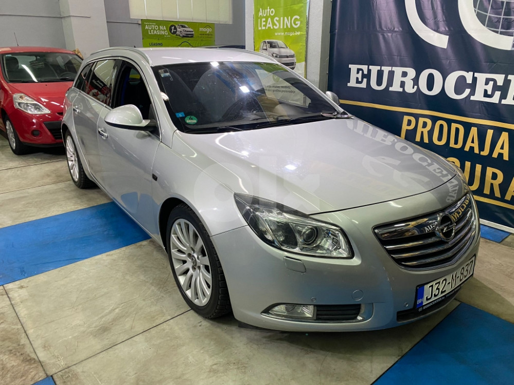OPEL INSIGNIA 2.0 CDTI SPORTS TOURER COSMO, 2011 GODINA