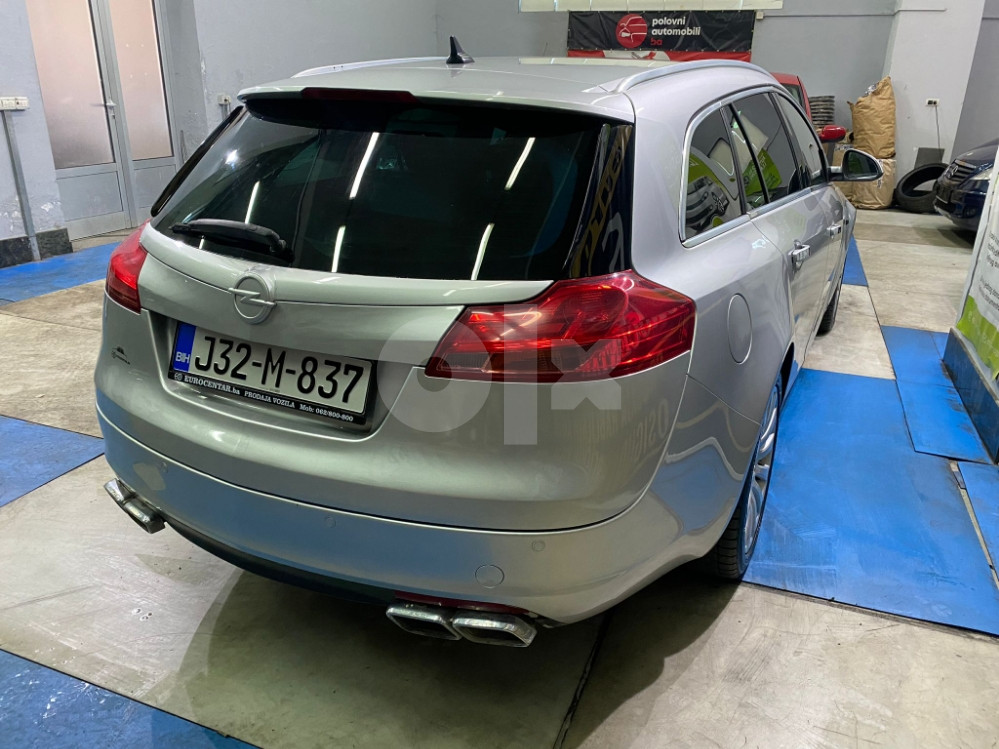 OPEL INSIGNIA 2.0 CDTI SPORTS TOURER COSMO, 2011 GODINA