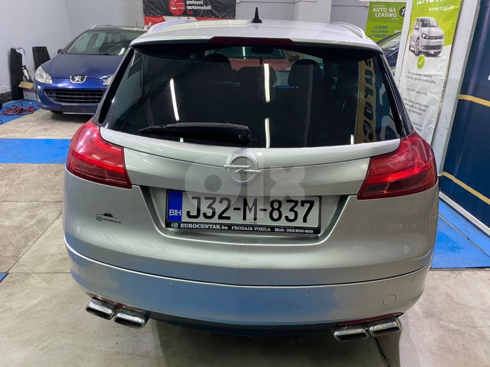 OPEL INSIGNIA 2.0 CDTI SPORTS TOURER COSMO, 2011 GODINA