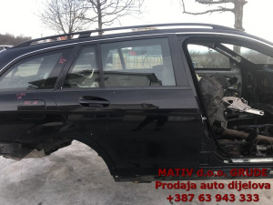 Vrata zadnja DESNA Mercedes C klasa w204 karavan 2008