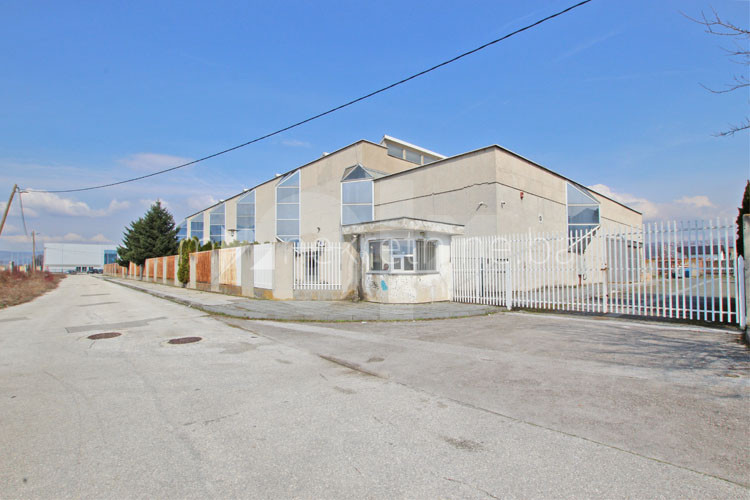 m2: Ilidža, Azići. Kancelarijski prostor 1000m2 3