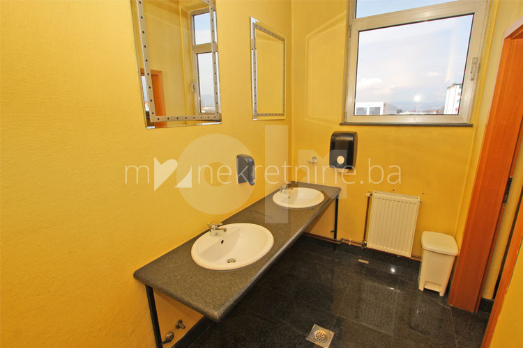 m2: Ilidža, Azići. Kancelarijski prostor 1000m2 18