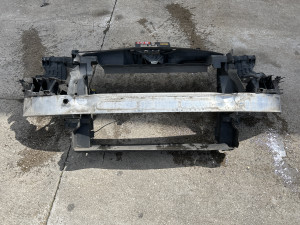 Prsa greda vezni lim Mercedes W169