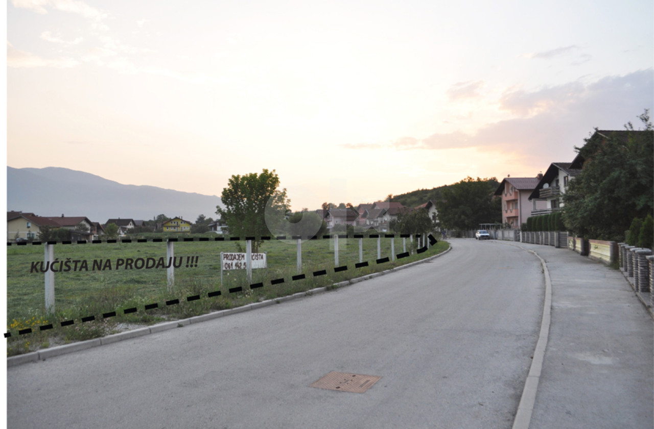Zemljište - Kućište Bihać 2