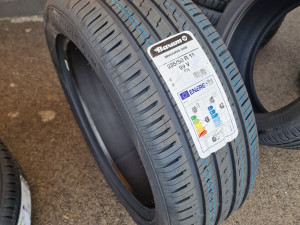 235 50 19 235/50 R19 BARUM BRAVURIS-5 99V