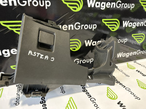 Unutrasnji enterijer Opel Astra J 2013