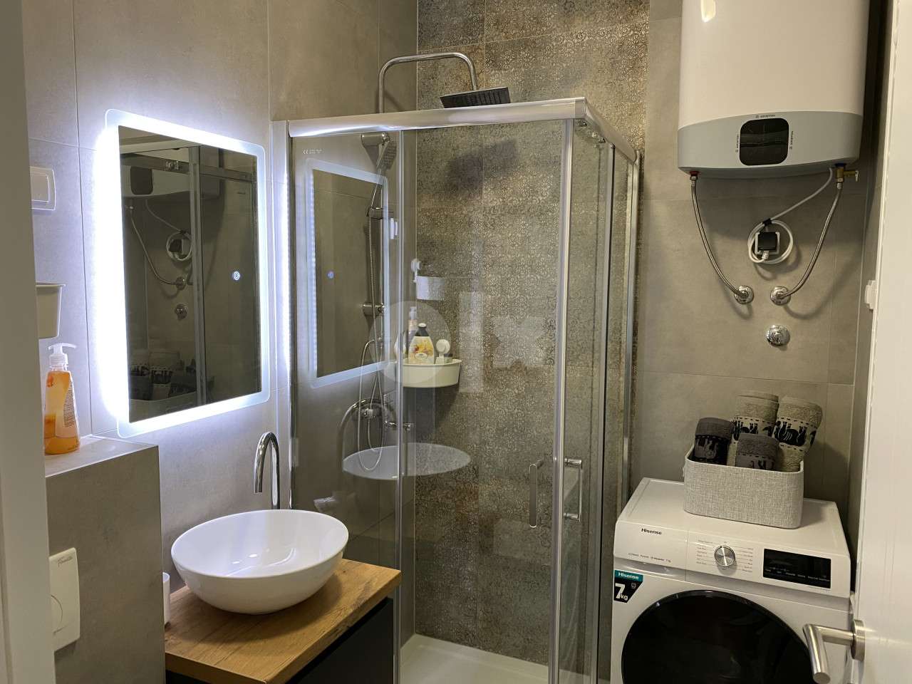 Apartman ZEUS Stan na dan Banjluka, parking Wifi,mirna lolacija 11