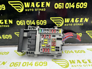 Elektronika kutija osigurača Opel Astra J