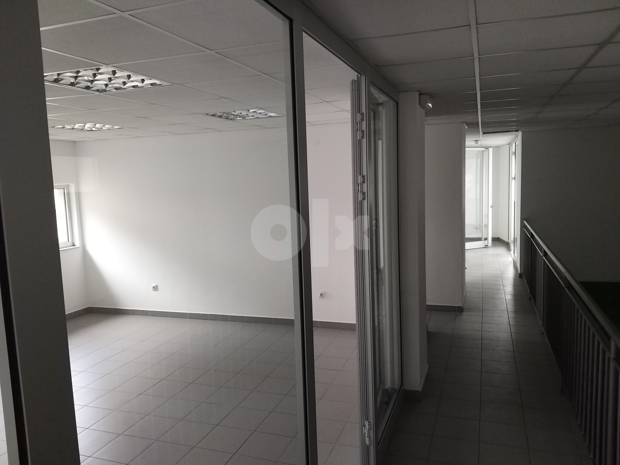 Poslovni prostor za najam - 406 m2 5