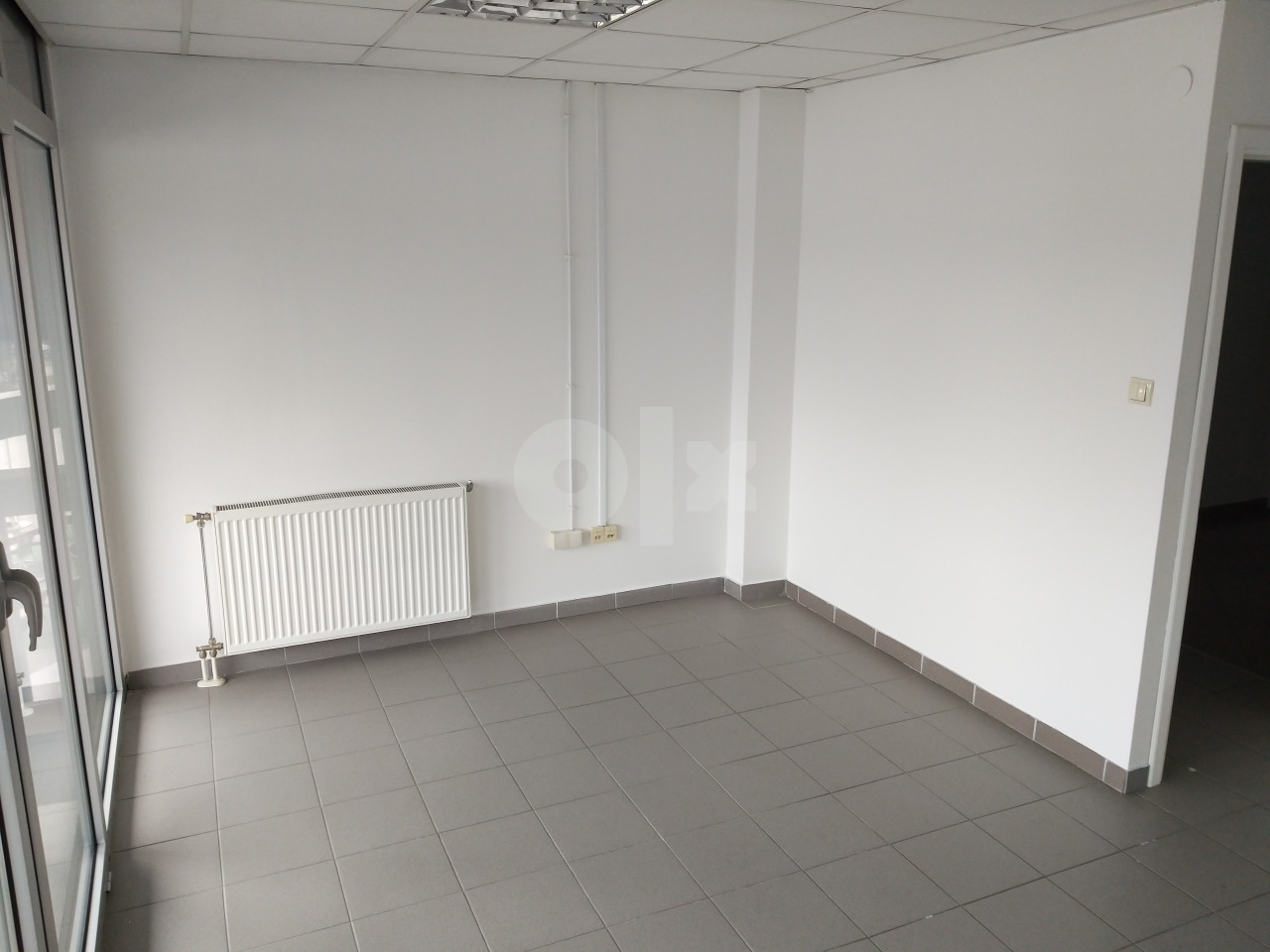 Poslovni prostor za najam - 406 m2 7