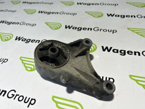 Nosac motora 74kw Opel Astra H (fotografija 2)