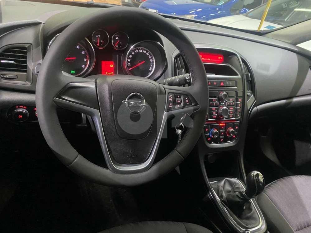 OPEL ASTRA J 1.4i, 2012 GODINA, 80000 KM PREŠLA