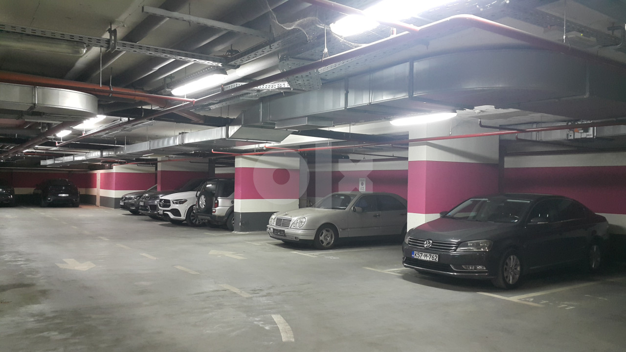 Garaža Novo Sarajevo 15m2 *SAMO PUTEM:  +387 62 115 510 5
