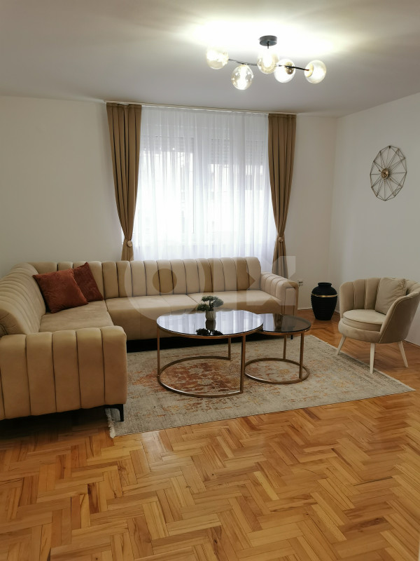 Family apartman (100m2) - Stan na dan Tuzla