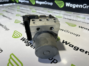 ABS modul pumpa Mercedes W169 (fotografija 2)