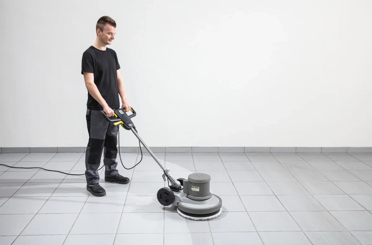 Karcher mašina s jednim diskom BDS 43/150 C Classic