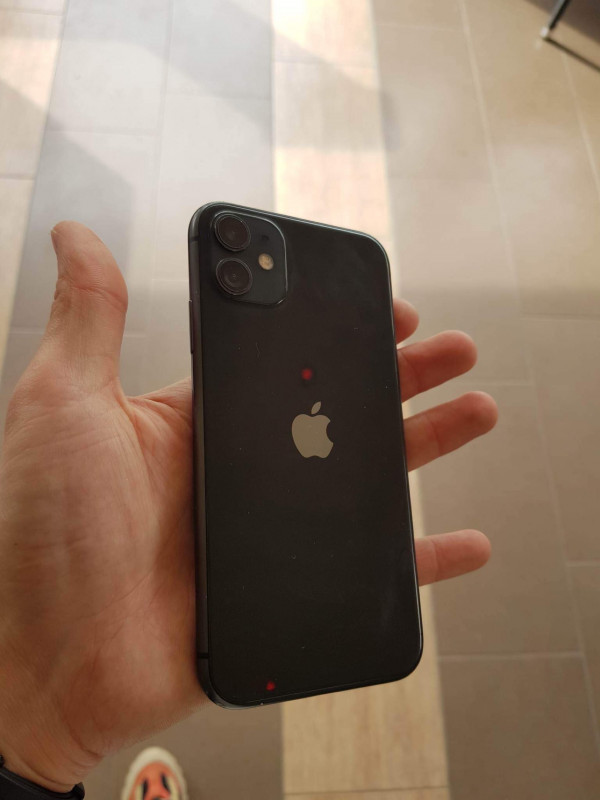 iPhone 11 64GB