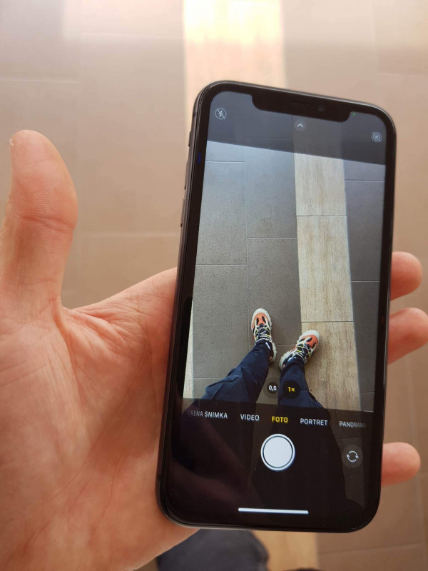 iPhone 11 64GB
