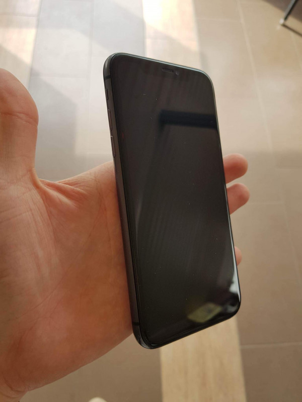 iPhone 11 64GB