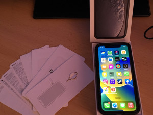 iPhone XR 64GB NOVO