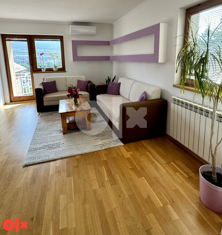 Kuća na dan House per day Stan na dan 10