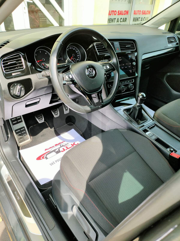 Volkswagen Golf 7 - 1.6 TDI 2017 god