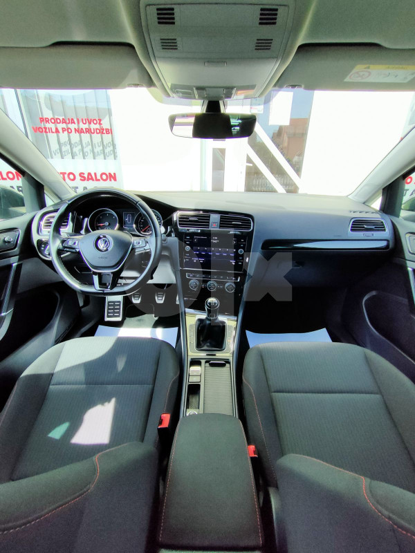 Volkswagen Golf 7 - 1.6 TDI 2017 god