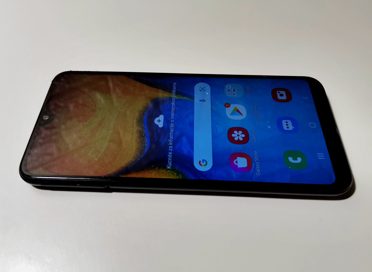 Samsung A20e 3GB 32GB Dual Sim Android 11 5.8 inca Top