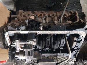 PEUGEOT 2.0D MOTOR ZA DIJELOVA