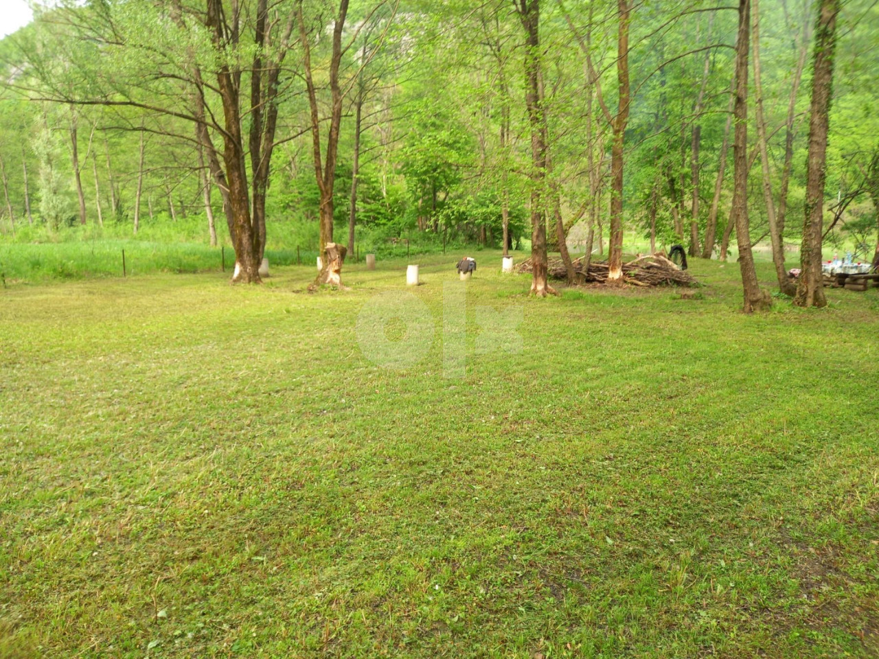 Zemljište Bihać (Iznajmljujem za kampovanje) Zemljišta OLX.ba