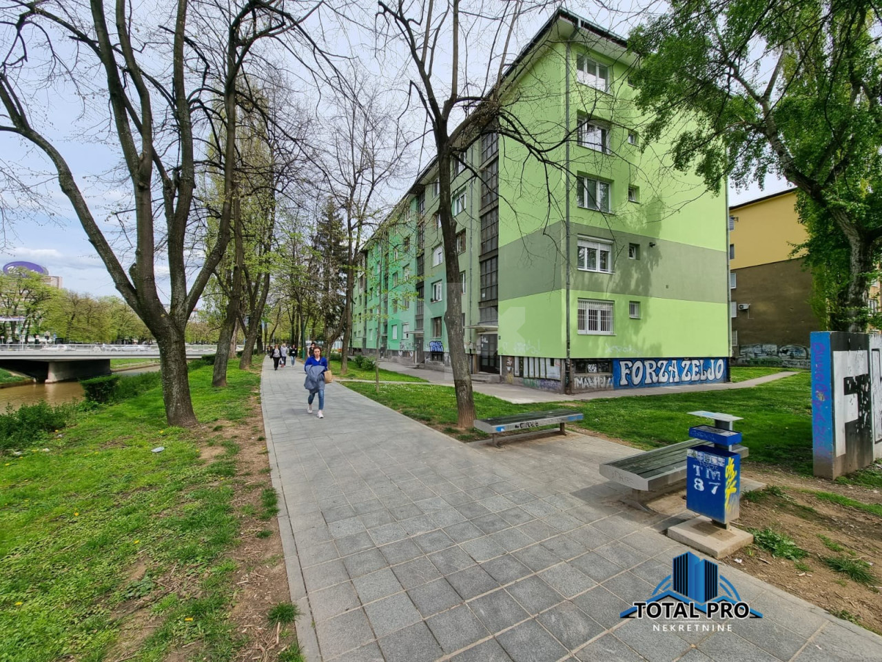 TOTAL PRO / Dvosoban stan 55 m2 / Grbavica II
