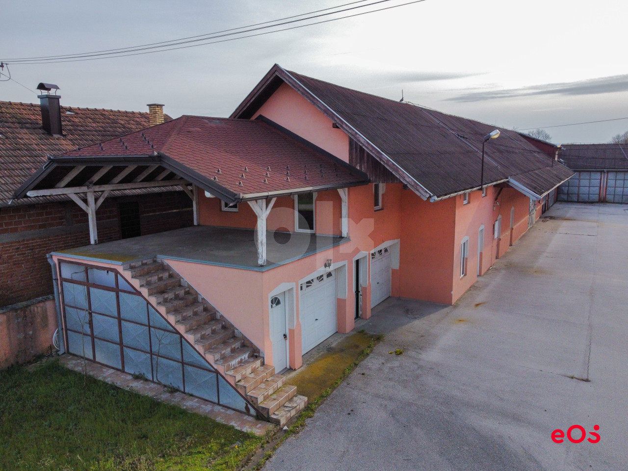 EOS / Stambeno - Poslovni Objekti / Orašje / 4.283 m2 4