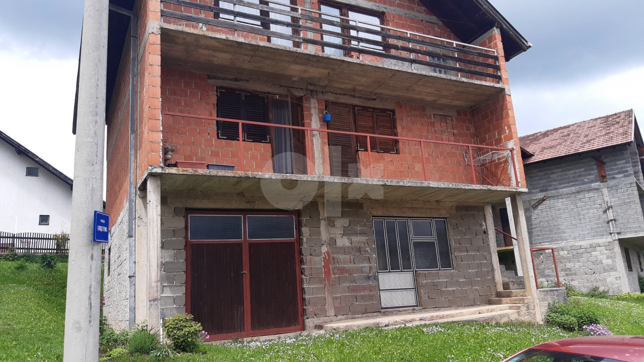 Kuća Kneževo 150m2 2